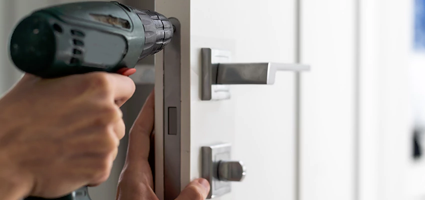 Locksmith For Lock Replacement Near Me in Shasta Lake, CA