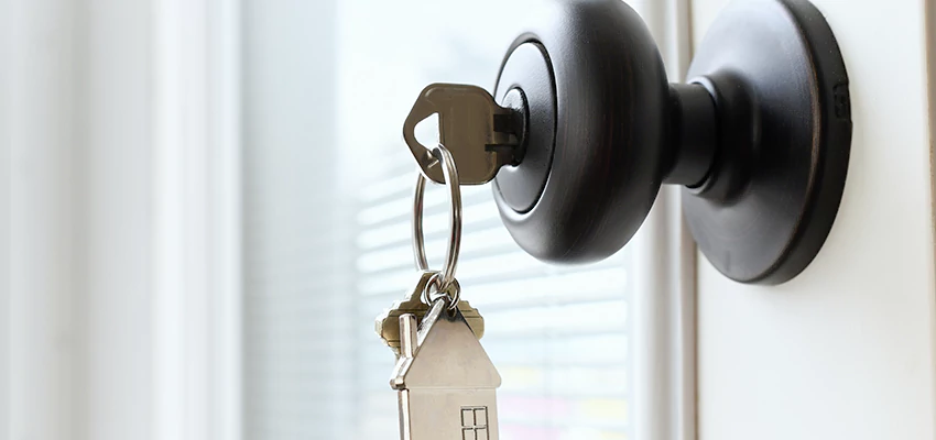 Bifold Door Knob Replacement in Shasta Lake, California